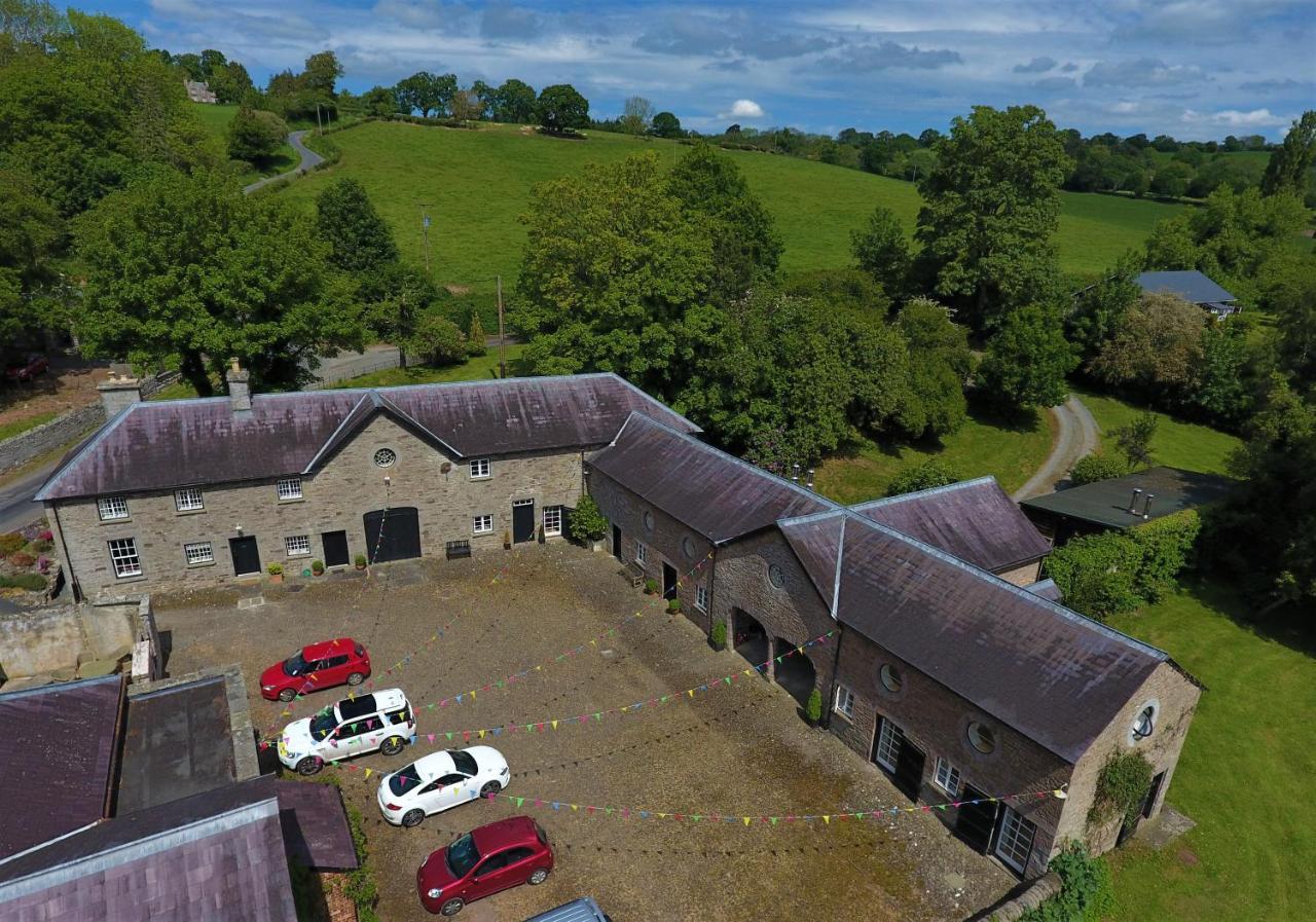 Glanhenwye Courtyard Cottages Glasbury Exterior photo